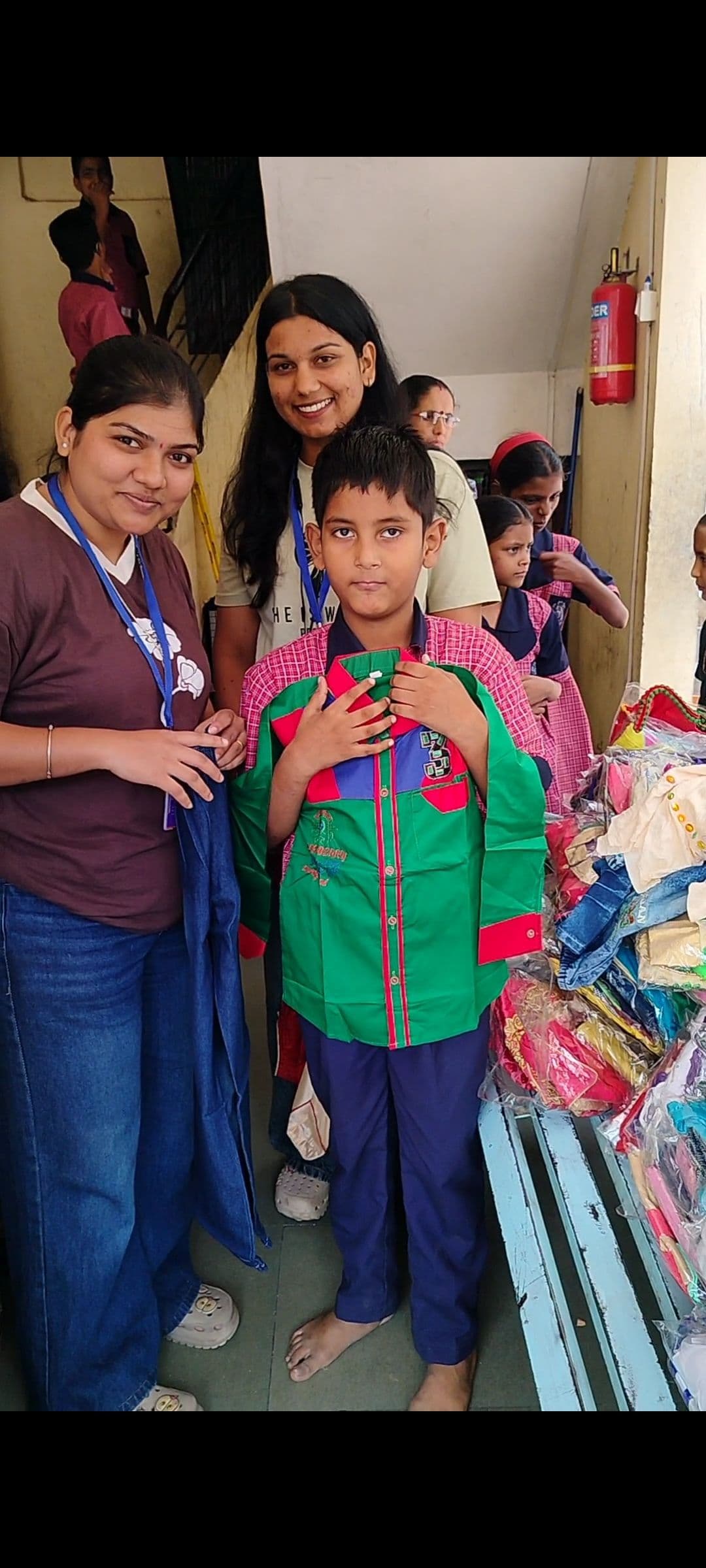 Foundation celebrated Raksha Bandhan with deaf and mute photo 7