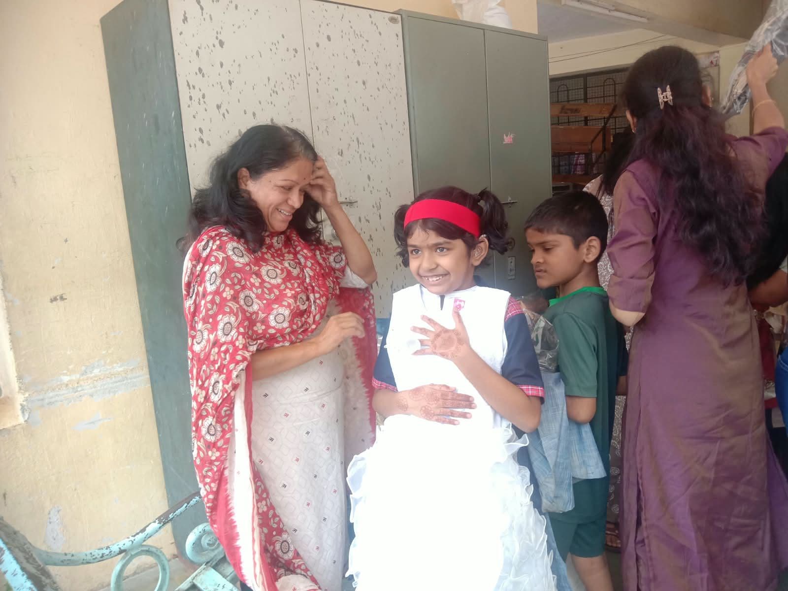 Foundation celebrated Raksha Bandhan with deaf and mute photo 13