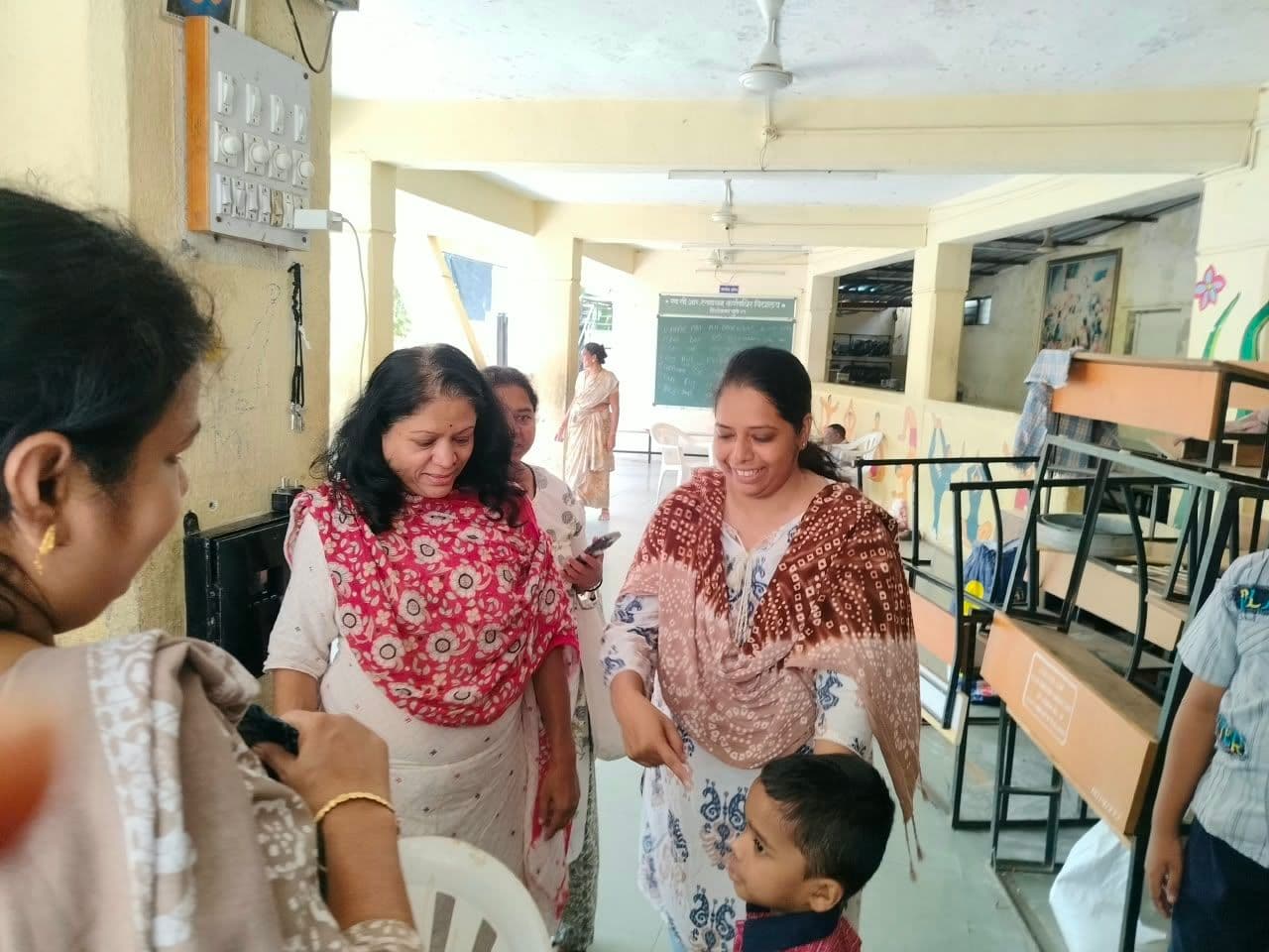Foundation celebrated Raksha Bandhan with deaf and mute photo 6