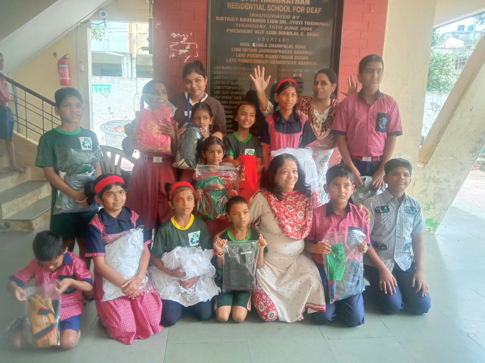 Foundation celebrated Raksha Bandhan with deaf and mute photo 10